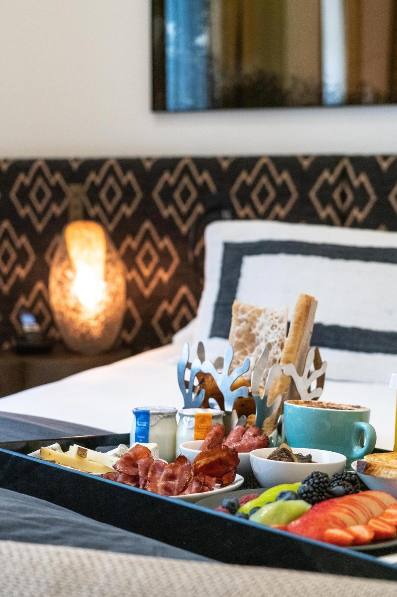 Hotel Marignan Champs-Elysees Paris Eksteriør billede